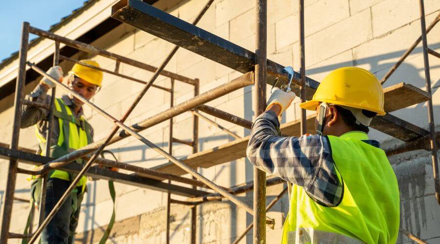 Professional fairlawn roofing services in Hart, MI